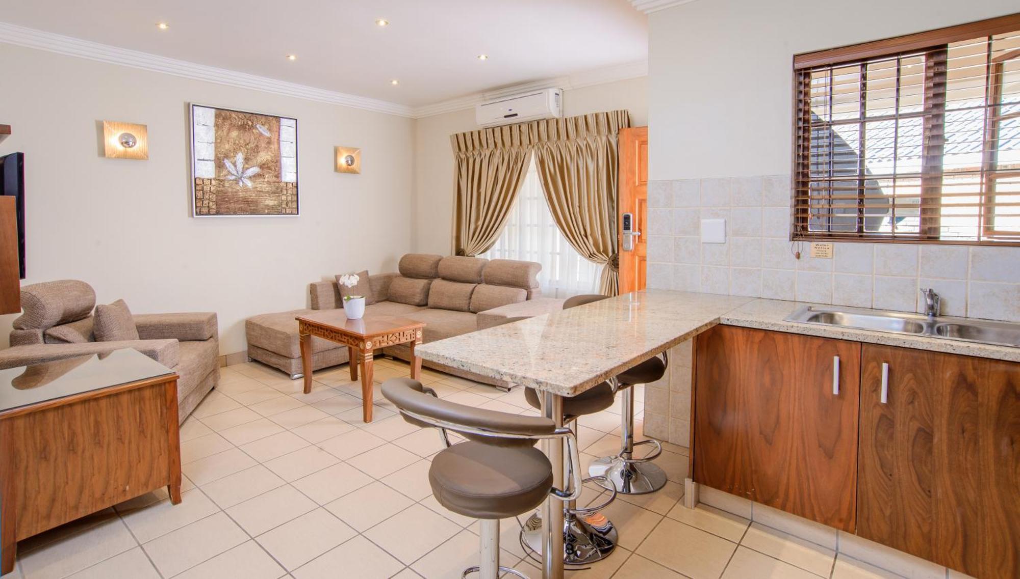 The Cycad Lodge & Chalets Mbombela Bagian luar foto